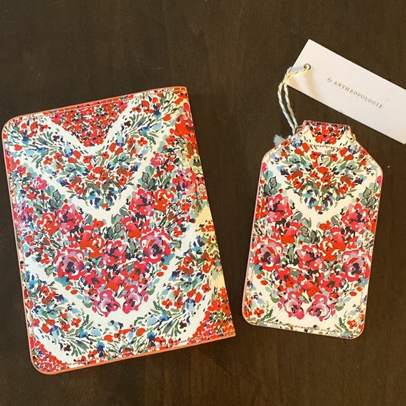 Anthropologie floral luggage tag and passport case NEW - Picture 3 of 3
